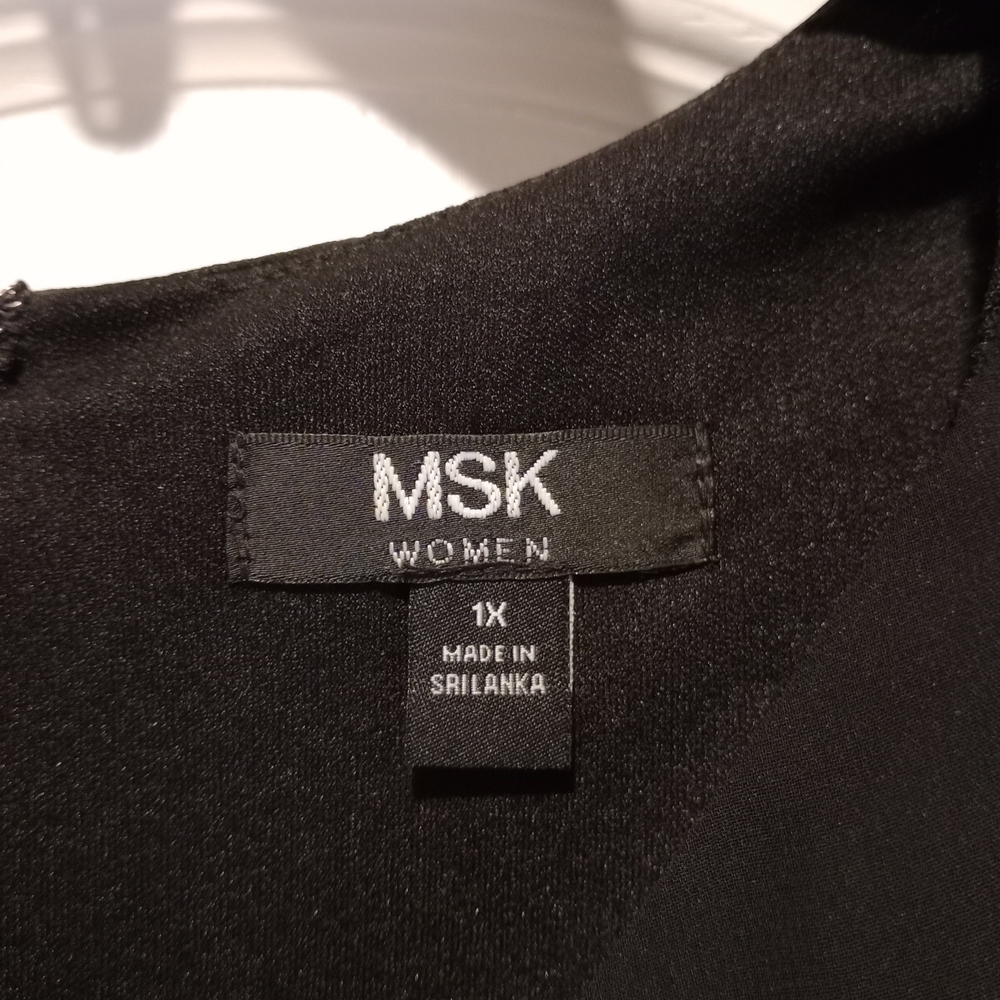 Elegant Black Dressy Blouse with Silver Accent - Picture 4 of 4
